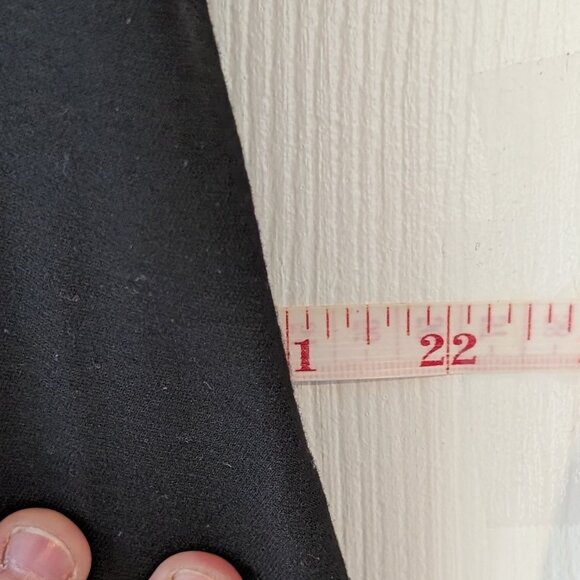 Black fitted dress LBD 12 - Picture 6 of 9